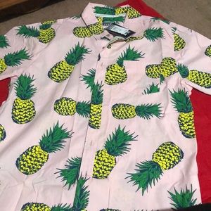 NWT Mens Pineapple Button Down